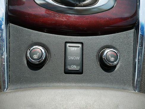 Used 2010 INFINITI G37 x Sedan w/ Premium Pkg AWD/4WD image 30