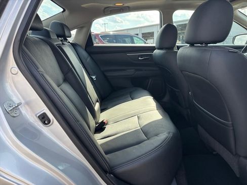 Used 2016 Nissan Altima 2.5 SL w/ Moonroof Package image 13
