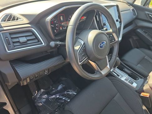 Used 2025 Subaru Ascent Premium AWD/4WD image 18