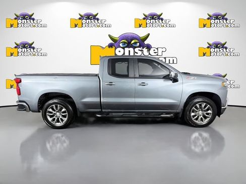 Used 2019 Chevrolet Silverado 1500 LT w/ Convenience Package AWD/4WD image 4