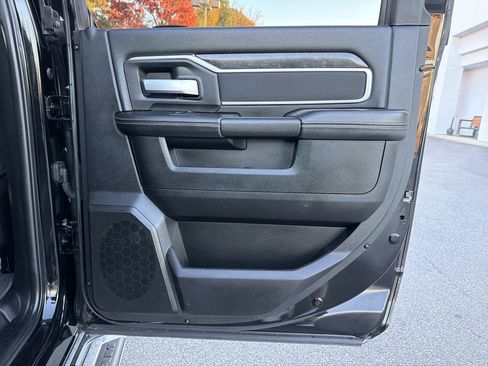 Used 2024 RAM 2500 Big Horn w/ Bed Utility Group image 17