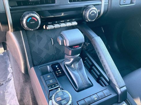 Used 2025 Toyota Tacoma TRD Off-Road image 26