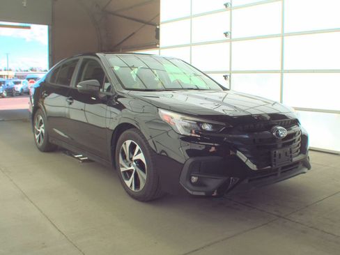 Used 2025 Subaru Legacy Premium AWD/4WD image 4