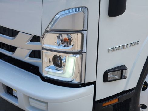 New 2025 Chevrolet Low Cab Forward 5500XG image 10