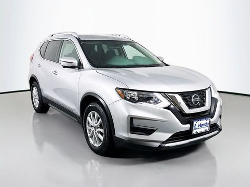 Used 2018 Nissan Rogue SV w/ Premium Package AWD/4WD image 1