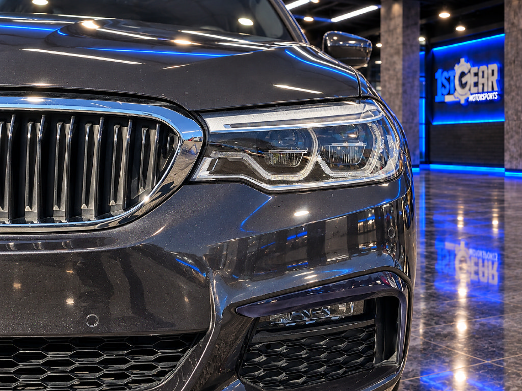 Used 2019 BMW 530i xDrive AWD/4WD image 12