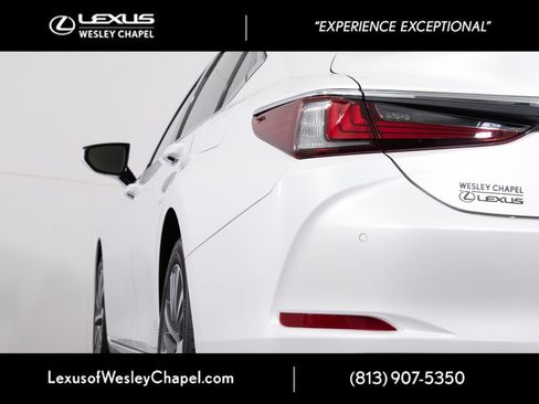 Used 2021 Lexus ES 350 w/ Premium Package FWD image 9