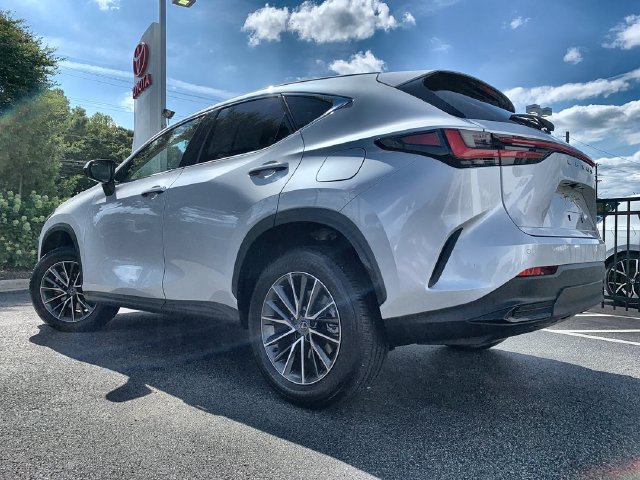 Used 2024 Lexus NX 350h AWD w/ Luxury Package image 6