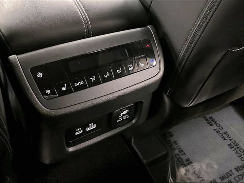 Used 2024 Nissan Pathfinder Platinum w/ Cargo Package AWD/4WD image 34