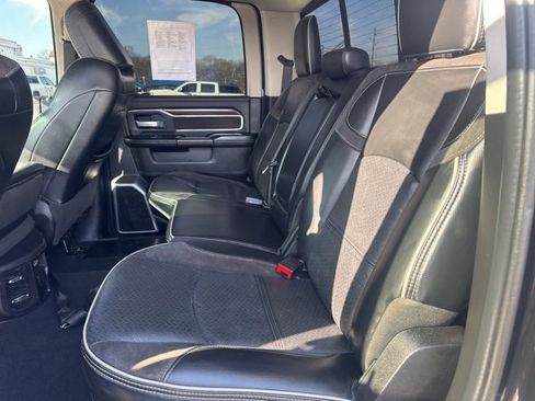 Used 2024 RAM 2500 Laramie image 13