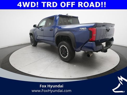 Used 2024 Toyota Tacoma TRD Off-Road image 12