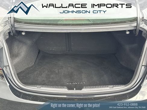 Used 2015 Hyundai Elantra SE w/ Option Group 02 image 40