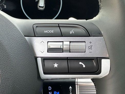 New 2026 Hyundai Tucson Limited image 28