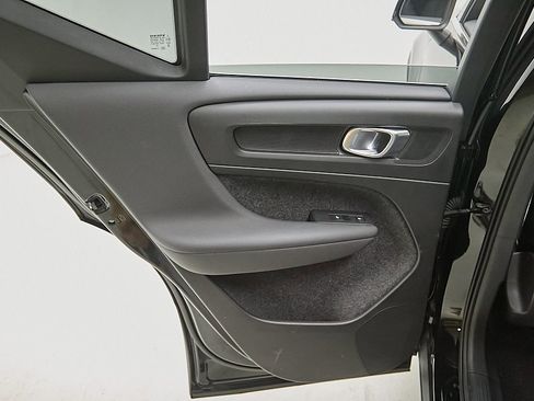 Used 2023 Volvo XC40 B5 Plus w/ Driver Assist Package image 19