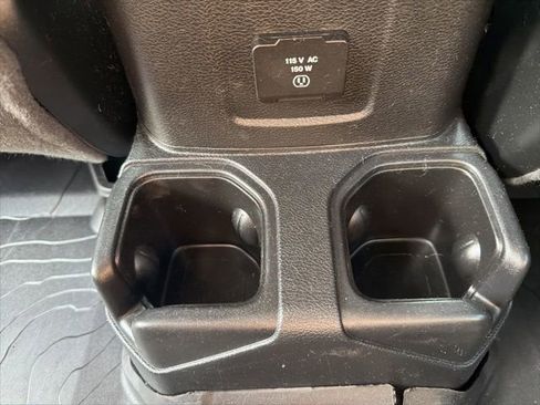 Used 2021 Jeep Wrangler Unlimited Sahara w/ Uconnect 4C Nav & Sound Group AWD/4WD image 15