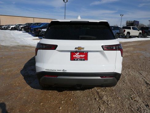 New 2026 Chevrolet Equinox LT image 5