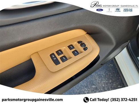 Used 2019 Volvo XC60 T6 Inscription w/ Protection Package Premier image 16