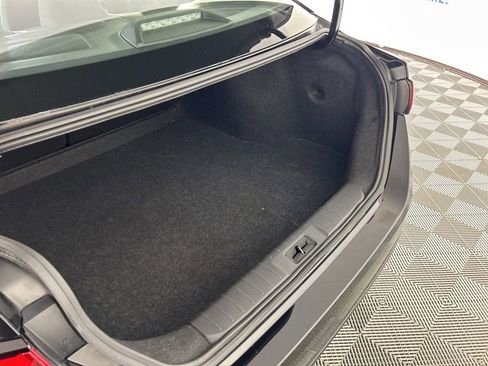 Used 2024 Nissan Sentra SV FWD image 35