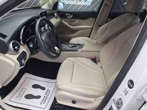 Used 2019 Mercedes-Benz GLC 300 image 14
