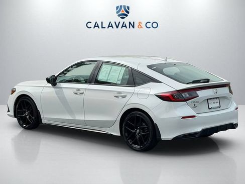 Used 2023 Honda Civic Sport image 5