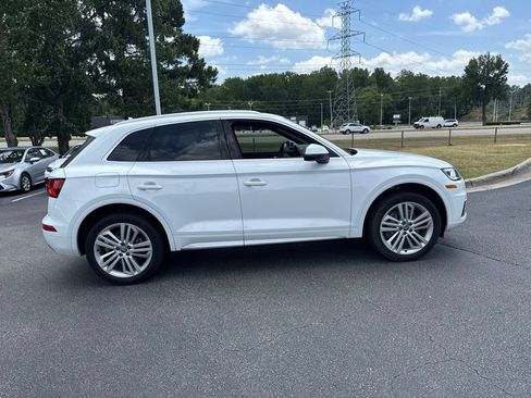 Used 2018 Audi Q5 2.0T Premium Plus w/ Premium Plus Package AWD/4WD image 6