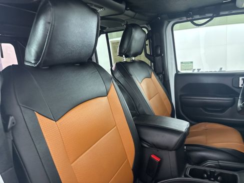 Used 2022 Jeep Wrangler Unlimited Sport image 27