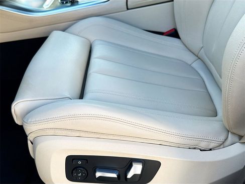 Used 2019 BMW X5 xDrive40i w/ Convenience Package image 21