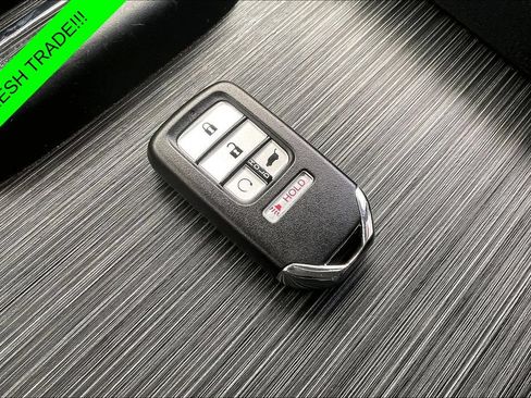 Used 2022 Honda Pilot Touring image 34
