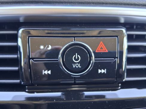 New 2026 Nissan Armada SV image 15