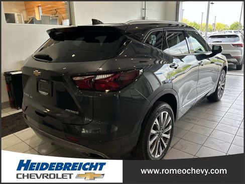 Used 2022 Chevrolet Blazer Premier w/ Enhanced Convenience Package AWD/4WD image 4