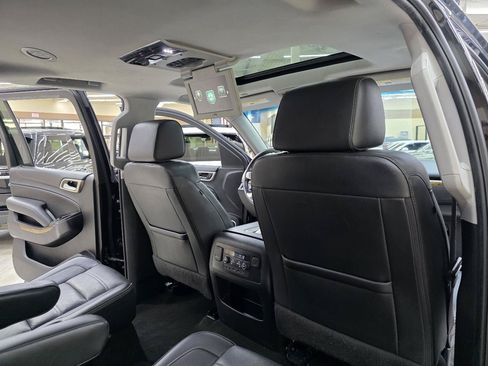 Used 2017 GMC Yukon XL Denali w/ Open Road Package AWD/4WD image 24