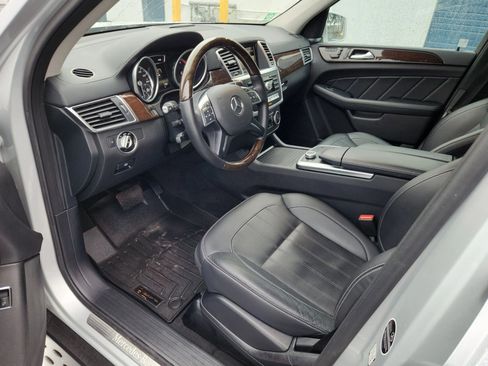 Used 2016 Mercedes-Benz GL 450 GL 450 4MATIC Sport Utility 4D image 6