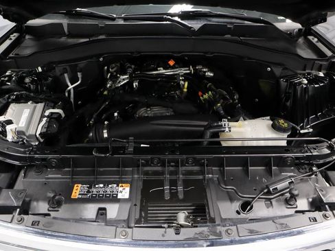 Certified 2025 Ford Explorer Active AWD/4WD image 17