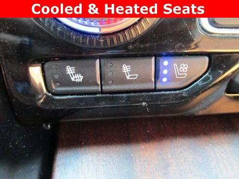 Certified 2023 GMC Yukon XL Denali Ultimate image 18