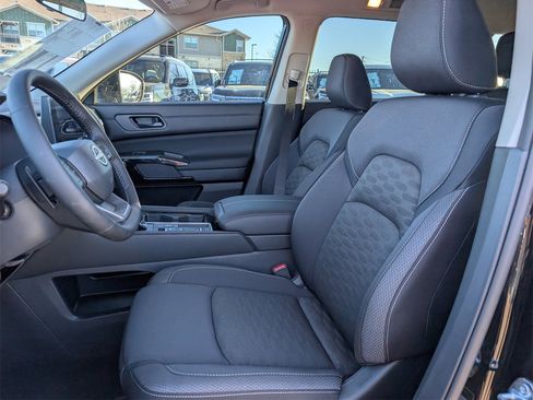 New 2026 Nissan Pathfinder SV image 19