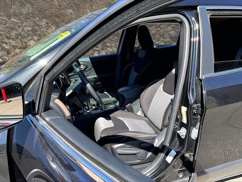 Used 2014 Jeep Cherokee Latitude w/ Cold Weather Group AWD/4WD image 23