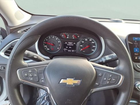 Used 2024 Chevrolet Malibu LT FWD image 11