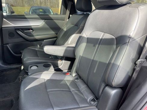 Used 2024 MAZDA CX-90 3.3 Turbo w/ Preferred Plus AWD/4WD image 7