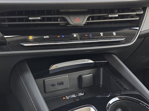 New 2026 Buick Envision Avenir image 14