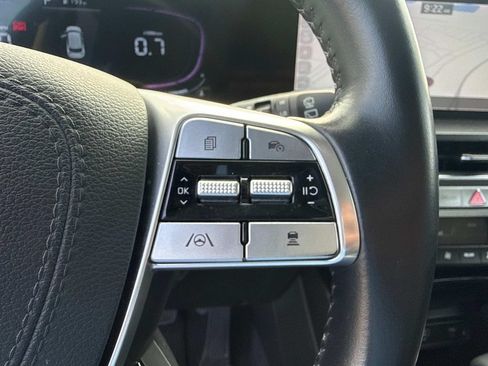 Used 2025 Kia Telluride S FWD image 30
