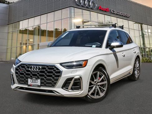 Used 2023 Audi SQ5 Prestige w/ Prestige Package AWD/4WD image 1
