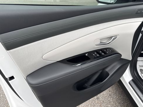 New 2026 Hyundai Tucson Limited FWD image 7