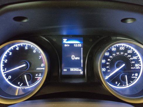 Used 2021 Toyota Camry LE FWD image 23