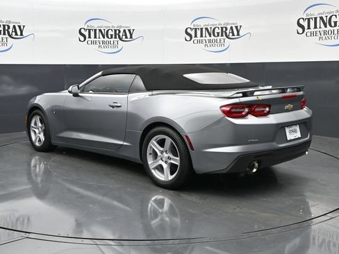 Used 2024 Chevrolet Camaro LT RWD image 5