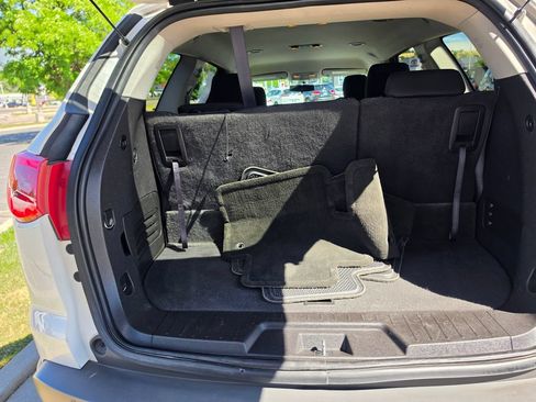 Used 2012 Chevrolet Traverse LT AWD/4WD image 13