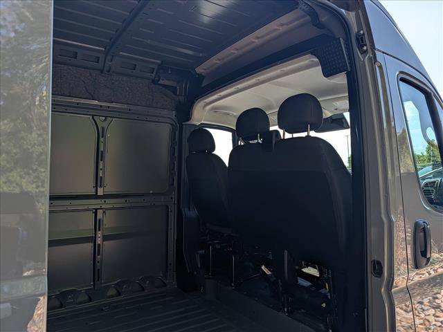 Used 2025 RAM ProMaster 2500 FWD image 14