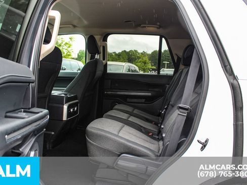 Used 2024 Ford Expedition XLT RWD image 17