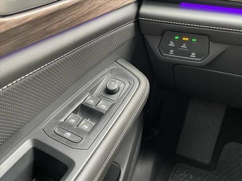 Certified 2026 Volkswagen Atlas SEL AWD/4WD image 16