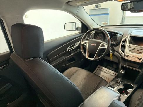 Used 2017 GMC Terrain SLE w/ Convenience Package AWD/4WD image 23