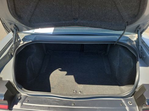 Used 2019 Dodge Challenger SXT RWD image 34